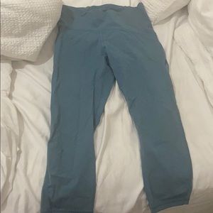 lulu lemon Capri teal leggings